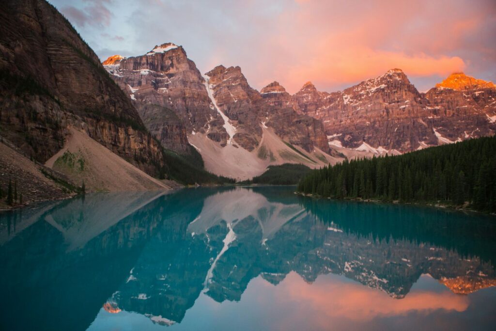 Stunning lake in the mountains