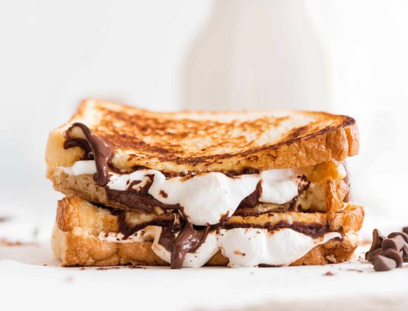 Blackstone S'mores Sandwiches